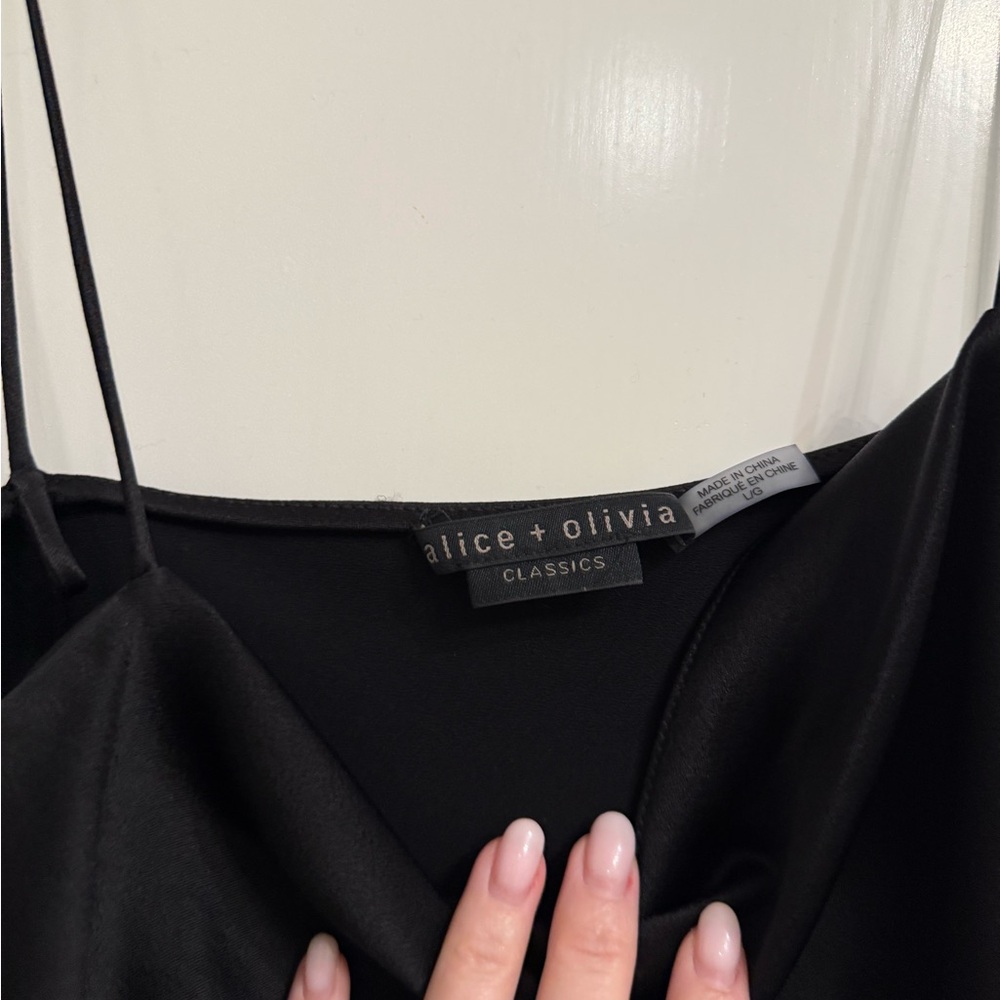 Alice and Olivia Harmon Drapey Slip Tank Black Size L - Picture 5 of 6